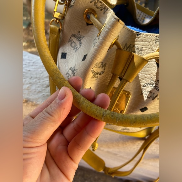 MCM Visetos Bucket Sling Bag - Picture 8 of 9